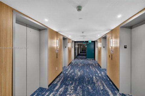 Condo in Miami, Florida, 1 bedroom  № 2075980 - photo 6