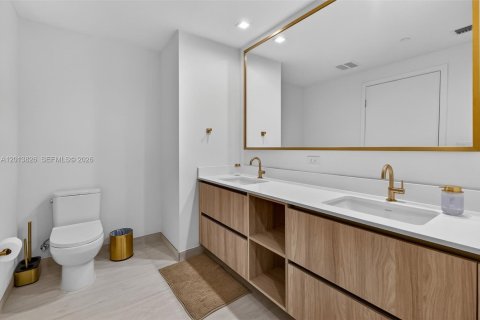 Condo in Miami, Florida, 1 bedroom  № 2075980 - photo 22