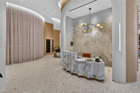 Condo in Miami, Florida, 1 bedroom  № 2075980 - photo 3