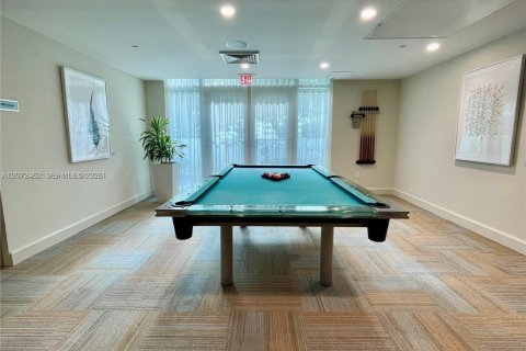 Condo in Miami, Florida, 1 bedroom  № 2305507 - photo 22