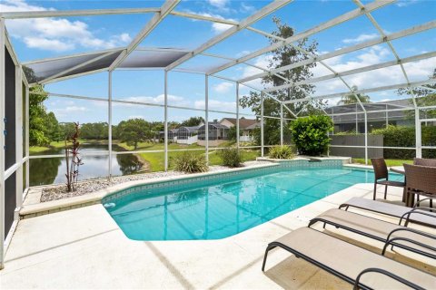 Villa ou maison à vendre à Kissimmee, Floride: 4 chambres, 205.31 m2 № 1824205 - photo 28
