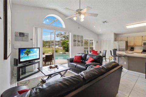 Villa ou maison à vendre à Kissimmee, Floride: 4 chambres, 205.31 m2 № 1824205 - photo 9