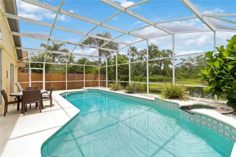 Villa ou maison à vendre à Kissimmee, Floride: 4 chambres, 205.31 m2 № 1824205 - photo 4