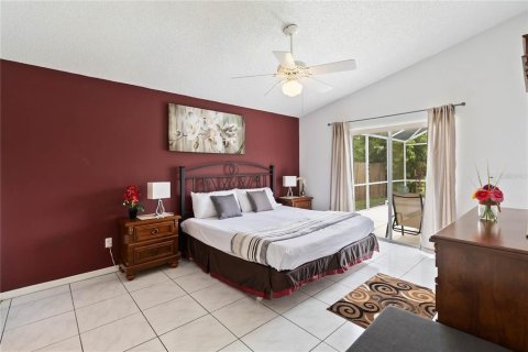 Villa ou maison à vendre à Kissimmee, Floride: 4 chambres, 205.31 m2 № 1824205 - photo 14