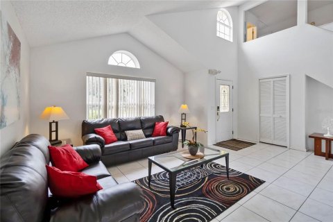 Villa ou maison à vendre à Kissimmee, Floride: 4 chambres, 205.31 m2 № 1824205 - photo 7