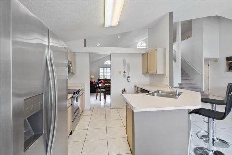 Villa ou maison à vendre à Kissimmee, Floride: 4 chambres, 205.31 m2 № 1824205 - photo 11