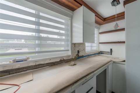 House in Fort Lauderdale, Florida 3 bedrooms, 146.04 sq.m. № 1694993 - photo 28