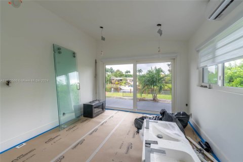 House in Fort Lauderdale, Florida 3 bedrooms, 146.04 sq.m. № 1694993 - photo 22