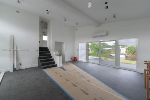 House in Fort Lauderdale, Florida 3 bedrooms, 146.04 sq.m. № 1694993 - photo 24