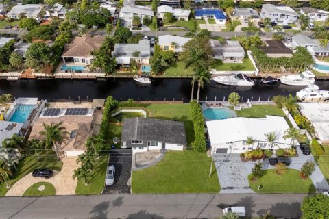 House in Fort Lauderdale, Florida 3 bedrooms, 146.04 sq.m. № 1694993 - photo 6