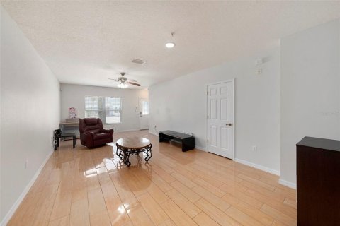 Touwnhouse à vendre à Temple Terrace, Floride: 2 chambres, 137.4 m2 № 1826645 - photo 4
