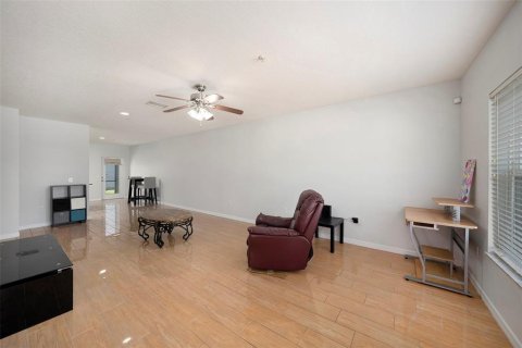 Touwnhouse à vendre à Temple Terrace, Floride: 2 chambres, 137.4 m2 № 1826645 - photo 6