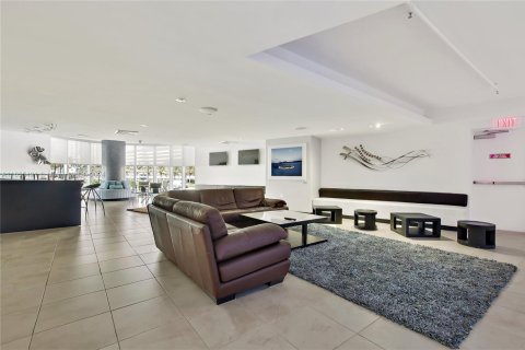 Copropriété à louer à Hallandale Beach, Floride: 2 chambres, 100.89 m2 № 1882387 - photo 22