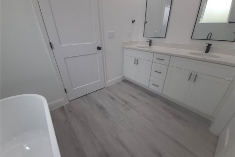 Casa en venta en Ocala, Florida, 4 dormitorios, 176.14 m2 № 2212235 - foto 3