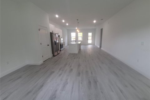 Casa en venta en Ocala, Florida, 4 dormitorios, 176.14 m2 № 2212235 - foto 5