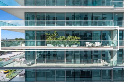 Condominio en venta en Bal Harbour, Florida, 2 dormitorios, 178.09 m2 № 2032674 - foto 26