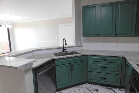 Condo in Clearwater, Florida, 3 bedrooms  № 2110123 - photo 11