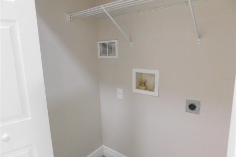 Condo in Clearwater, Florida, 3 bedrooms  № 2110123 - photo 16