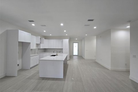 Villa ou maison à vendre à North Port, Floride: 3 chambres, 146.51 m2 № 1647753 - photo 3