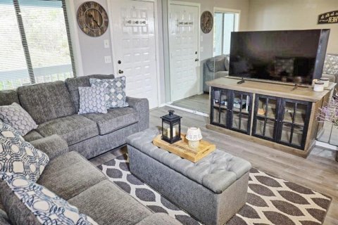 Купить кондоминиум в Лутц, Флорида 3 комнаты, 42.36м2, № 1521479 - фото 8