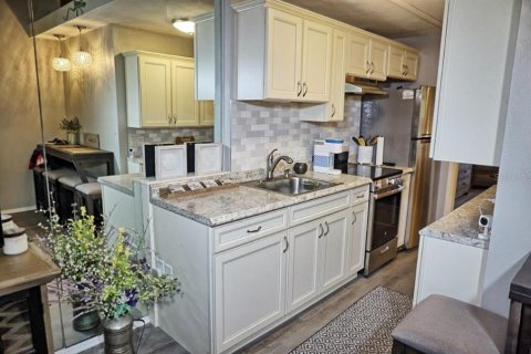 Купить кондоминиум в Лутц, Флорида 3 комнаты, 42.36м2, № 1521479 - фото 15