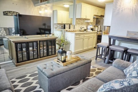 Купить кондоминиум в Лутц, Флорида 3 комнаты, 42.36м2, № 1521479 - фото 10