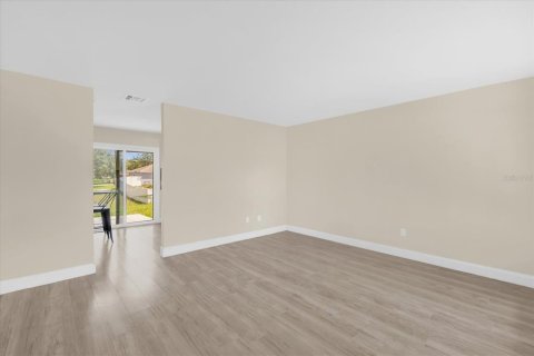 Casa en venta en Ocala, Florida, 3 dormitorios, 82.5 m2 № 1850160 - foto 9