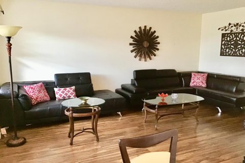 Copropriété à louer à Boca Raton, Floride: 2 chambres, 78.04 m2 № 2417947 - photo 10