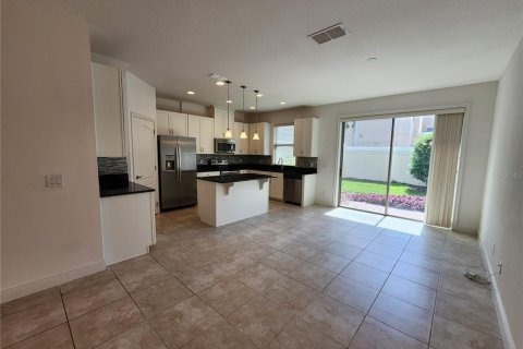Townhouse in Orlando, Florida 2 bedrooms, 115.76 sq.m. № 2198328 - photo 4