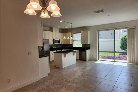 Townhouse in Orlando, Florida 2 bedrooms, 115.76 sq.m. № 2198328 - photo 8
