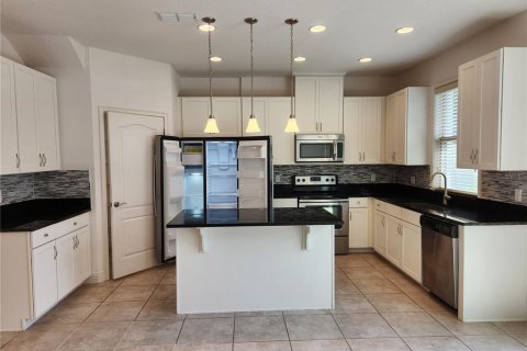 Townhouse in Orlando, Florida 2 bedrooms, 115.76 sq.m. № 2198328 - photo 15