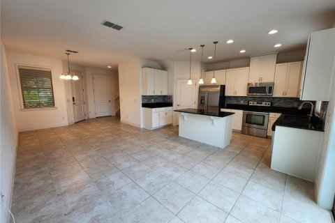 Townhouse in Orlando, Florida 2 bedrooms, 115.76 sq.m. № 2198328 - photo 10