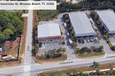 Commercial property in Miramar Beach, Florida № 560684 - photo 1