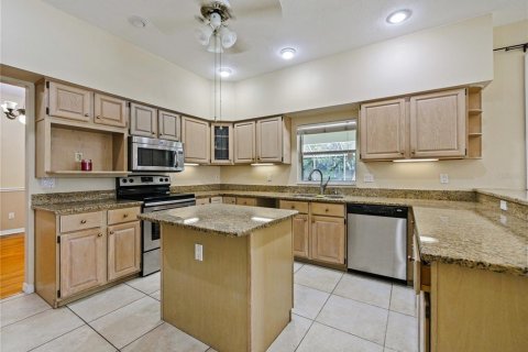 Villa ou maison à louer à Orlando, Floride: 4 chambres, 253.34 m2 № 1791539 - photo 15