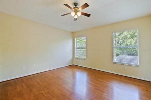 Villa ou maison à louer à Orlando, Floride: 4 chambres, 253.34 m2 № 1791539 - photo 18