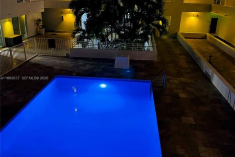 Купить кондоминиум в Майами-Бич, Флорида 2 спальни, 86.4м2, № 2014680 - фото 27