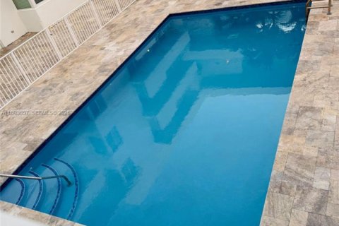 Купить кондоминиум в Майами-Бич, Флорида 2 спальни, 86.4м2, № 2014680 - фото 26