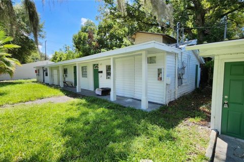 Propiedad comercial en venta en Plant City, Florida, 8 dormitorios, 309.92 m2 № 1900930 - foto 9