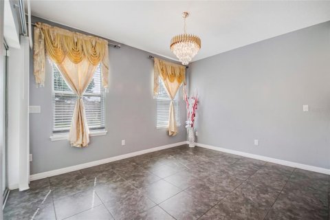 House in Kissimmee, Florida 4 bedrooms, 217.21 sq.m. № 2319121 - photo 24