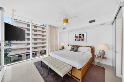 Copropriété à vendre à Miami, Floride: 1 chambre, 84.73 m2 № 2401362 - photo 23