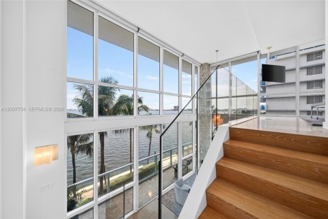 Copropriété à vendre à Miami, Floride: 1 chambre, 84.73 m2 № 2401362 - photo 21