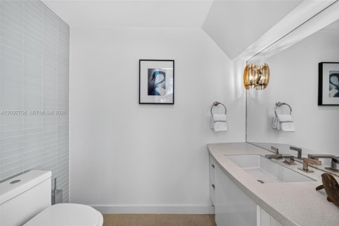 Copropriété à vendre à Miami, Floride: 1 chambre, 84.73 m2 № 2401362 - photo 18