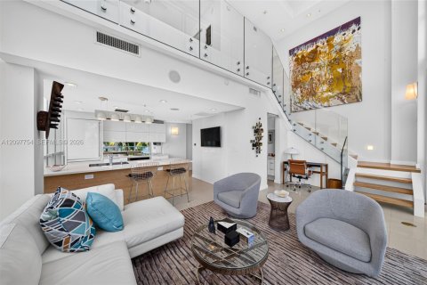 Copropriété à vendre à Miami, Floride: 1 chambre, 84.73 m2 № 2401362 - photo 11