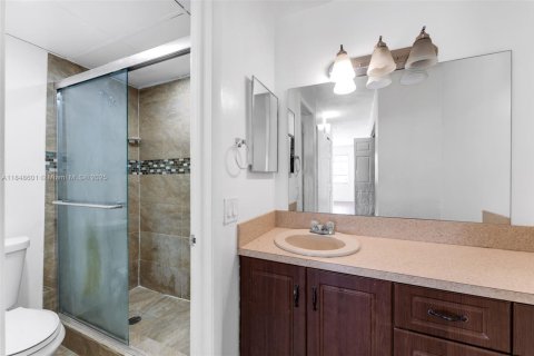 Appartement à louer à Miami, Floride: 2 chambres, 75.44 m2 № 1986682 - photo 12