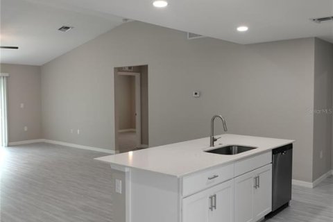 House in North Port, Florida 4 bedrooms, 144.74 sq.m. № 1914400 - photo 7