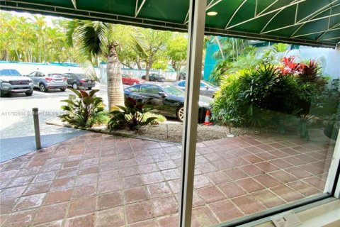 Copropriété à vendre à Miami, Floride: 1 chambre, 65.59 m2 № 1862382 - photo 8