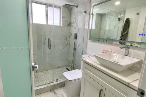 Copropriété à vendre à Miami, Floride: 1 chambre, 65.59 m2 № 1862382 - photo 19