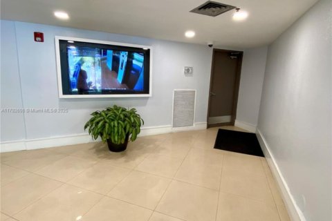 Copropriété à vendre à Miami, Floride: 1 chambre, 65.59 m2 № 1862382 - photo 6