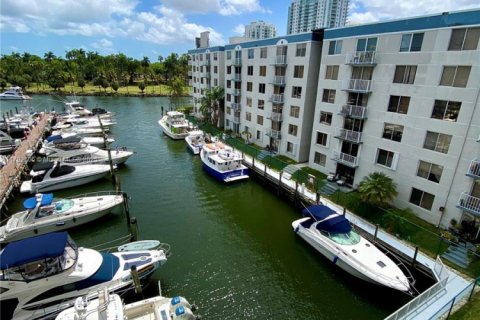 Copropriété à vendre à Miami, Floride: 1 chambre, 65.59 m2 № 1862382 - photo 27