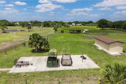 Propiedad comercial en venta en Okeechobee, Florida № 2147106 - foto 15